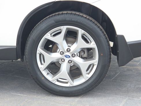 Used 2017 Subaru Forester 2.5i Touring image 5