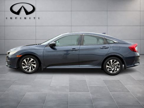 Used 2017 Honda Civic EX image 4