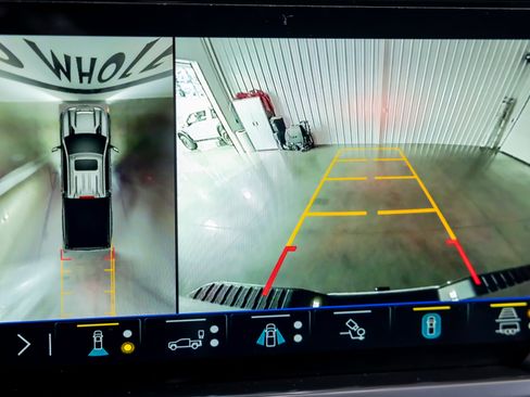 Used 2025 Chevrolet Silverado 2500 LT w/ All Star Edition image 9