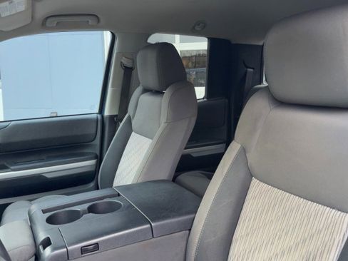 Used 2016 Toyota Tundra SR5 image 10