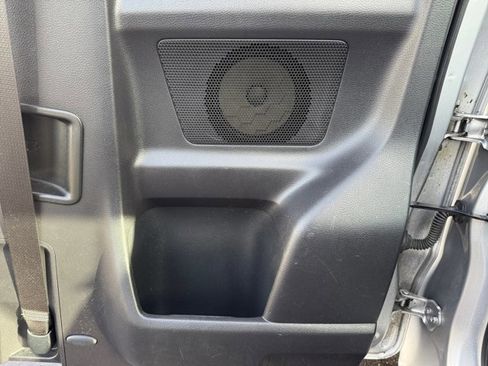 Used 2016 Toyota Tacoma SR5 image 28