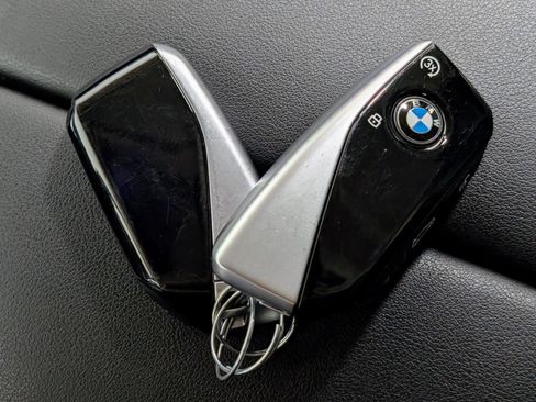 Used 2023 BMW X7 xDrive40i w/ Premium Package image 53