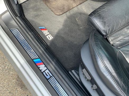 Used 2000 BMW M5 RWD image 10