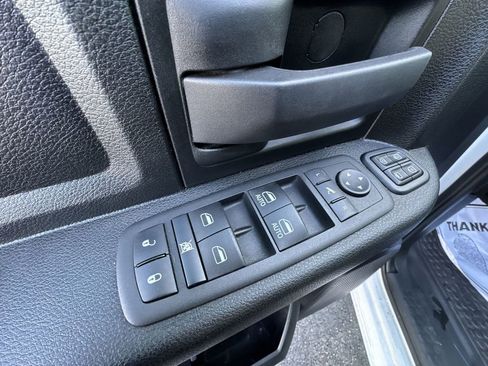 Used 2024 RAM 3500 Tradesman w/ Chrome Appearance Group image 13