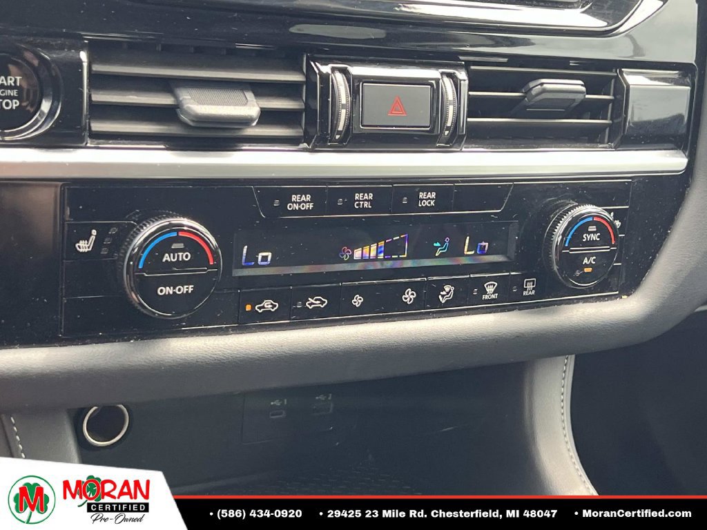 Used 2025 Nissan Pathfinder SV AWD/4WD image 23