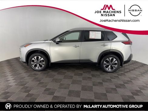 Certified 2023 Nissan Rogue SV w/ SV Premium Package image 8