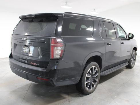 Used 2024 Chevrolet Suburban RST image 9