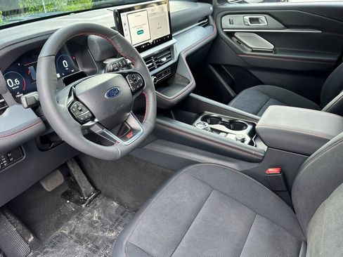 New 2026 Ford Explorer ST w/ Sun And Sound Package image 11