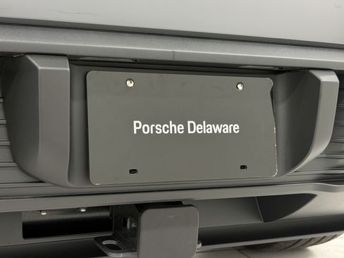 Certified 2025 Porsche Macan 4S Electric AWD/4WD image 62