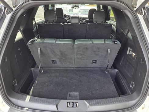 Used 2022 Ford Explorer Timberline image 9