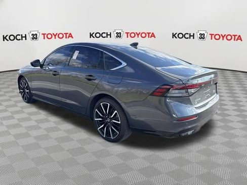Used 2025 Honda Accord Touring image 6