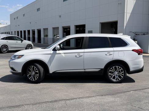 Used 2017 Mitsubishi Outlander SEL FWD image 8