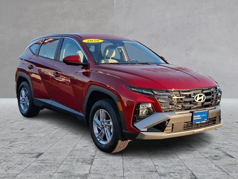 Used 2026 Hyundai Tucson SE AWD/4WD image 3