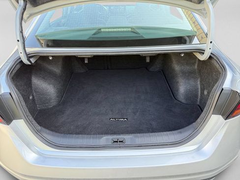 Used 2025 Nissan Altima 2.5 SV w/ SV Special Edition Package FWD image 31