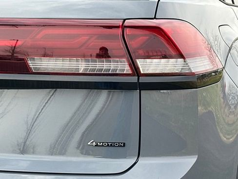 New 2026 Volkswagen Atlas Cross Sport SEL R-Line AWD/4WD image 16