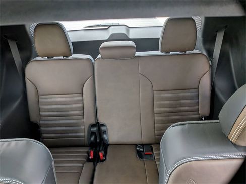 New 2026 GMC Acadia Denali Ultimate w/ LPO, Floor Liner Package image 10