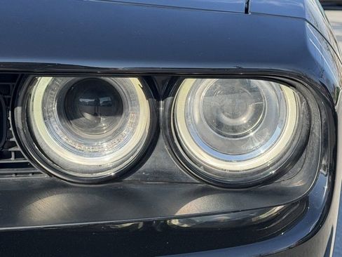 Used 2023 Dodge Challenger SXT w/ Blacktop Package image 17