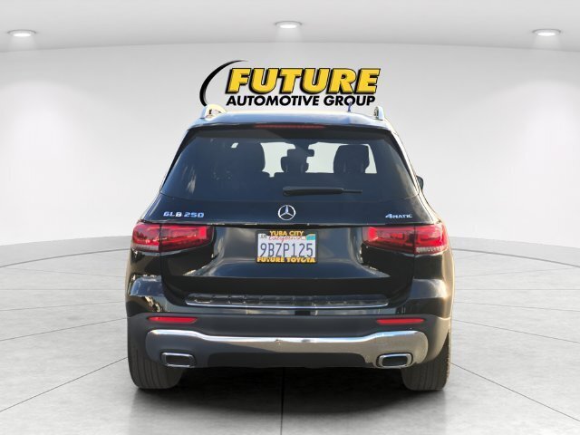 Used 2022 Mercedes-Benz GLB 250 4MATIC image 6