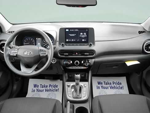Certified 2023 Hyundai Kona SEL AWD/4WD image 16