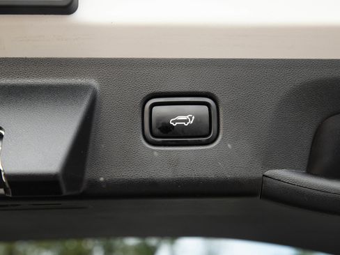 Used 2024 Hyundai Tucson Limited AWD/4WD image 18