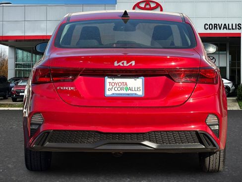 Used 2024 Kia Forte LXS image 5