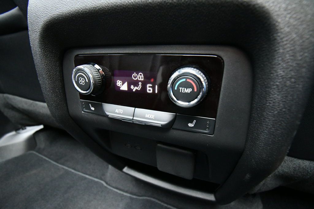 Used 2025 Chevrolet Traverse RS w/ LPO, Floor Liner Package AWD/4WD image 20