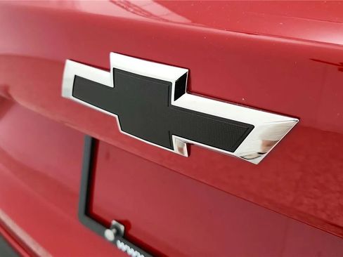 New 2026 Chevrolet Trax RS w/ Driver Confidence Package FWD image 16