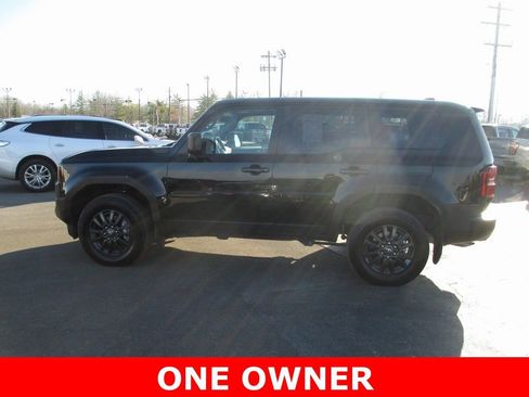 Used 2025 Toyota Land Cruiser 1958 image 9