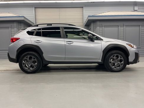 Used 2021 Subaru Crosstrek 2.5i Sport w/ Moonroof Package image 8