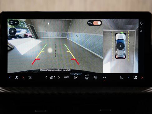 Used 2026 Ford Explorer ST-Line w/ ST-Line Street Pack RWD image 21