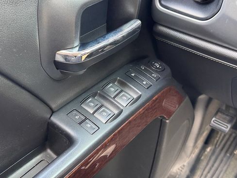 Used 2017 GMC Sierra 1500 SLE AWD/4WD image 29