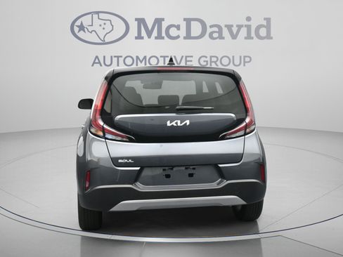 Used 2025 Kia Soul LX w/ LX Technology Package FWD image 7