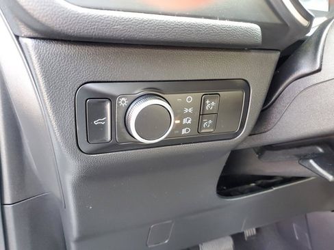 Used 2022 Ford Escape SE w/ Convenience Package image 19