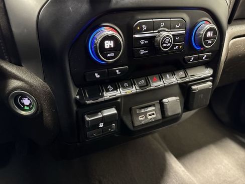 Used 2021 Chevrolet Silverado 1500 LT w/ Texas Edition Plus image 18