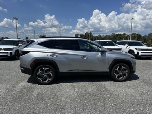 Certified 2023 Hyundai Tucson Limited AWD/4WD image 3