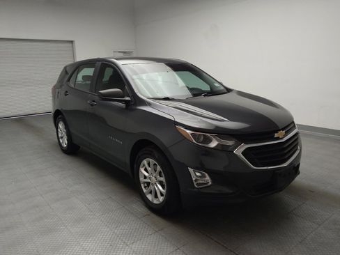 Used 2020 Chevrolet Equinox LS FWD image 13