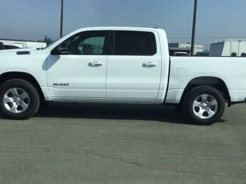 Used 2022 RAM 1500 Big Horn AWD/4WD image 5