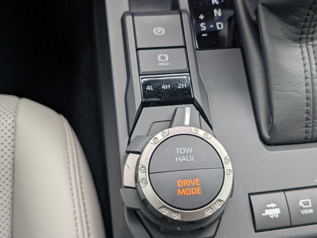 Used 2026 Toyota Tacoma Limited AWD/4WD image 29