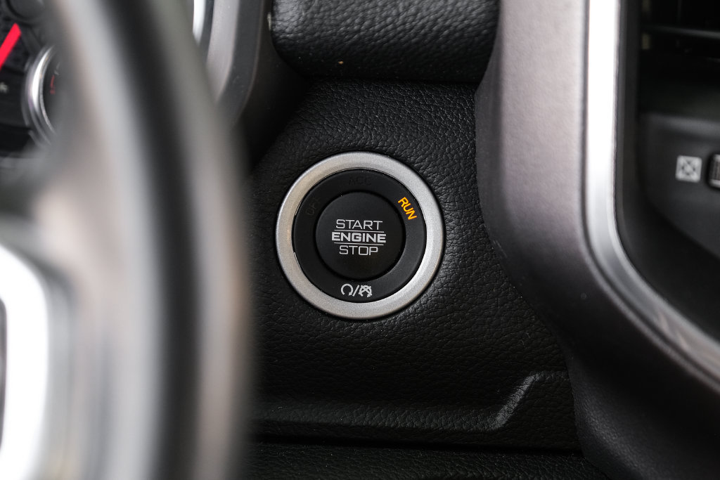 Used 2023 RAM 1500 Laramie AWD/4WD image 29