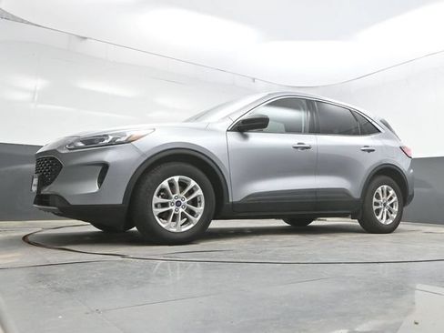 Used 2022 Ford Escape SE FWD image 28