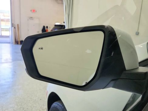 Used 2024 Chevrolet Equinox LT w/ LPO, Floor Liner Package image 24