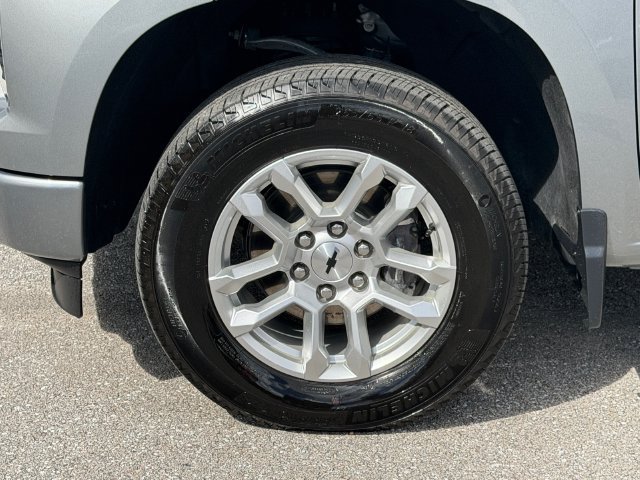 Used 2026 Chevrolet Silverado 1500 RST AWD/4WD image 11