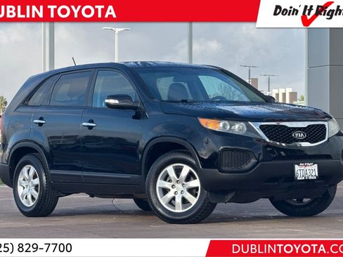 Used 2012 Kia Sorento LX image 1