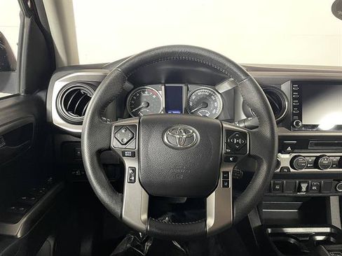 Certified 2021 Toyota Tacoma SR5 AWD/4WD image 13