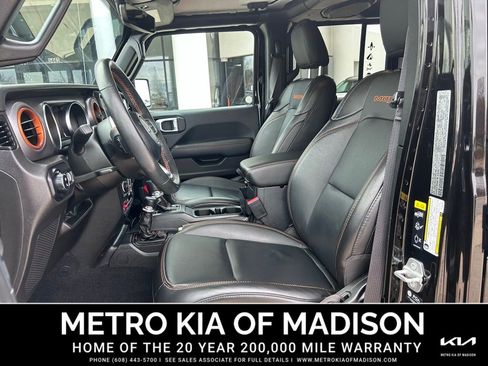 Used 2023 Jeep Gladiator Mojave w/ Cold Weather Group image 13