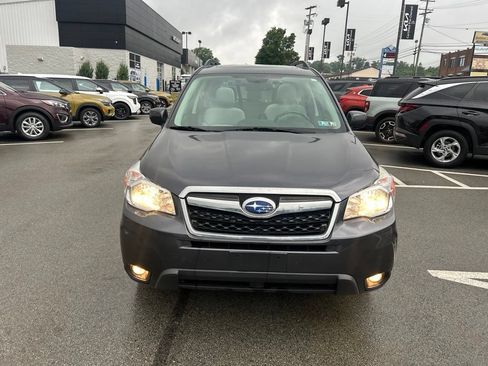 Used 2016 Subaru Forester 2.5i Premium AWD/4WD image 2