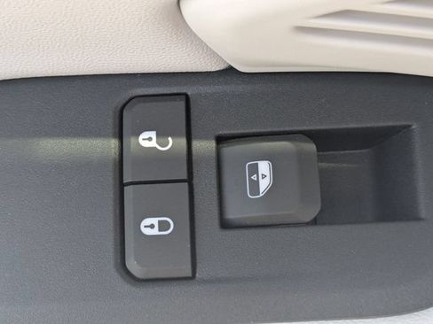 New 2026 Jeep Cherokee Limited AWD/4WD image 25
