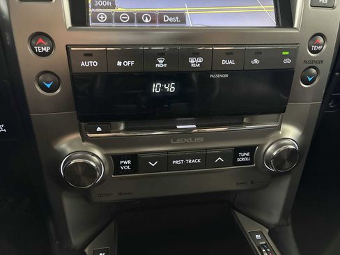 Used 2017 Lexus GX 460 w/ Navigation Package image 17