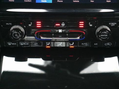 Used 2025 Jeep Grand Cherokee Limited w/ Trailer Tow Package image 19