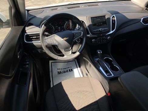 Used 2019 Chevrolet Equinox LT w/ Driver Convenience Package AWD/4WD image 7